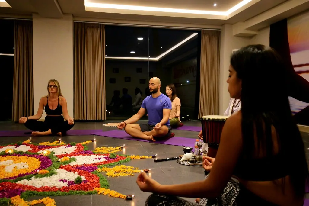 Evening ceremony in the Bali 300 hour yoga teacher training studio