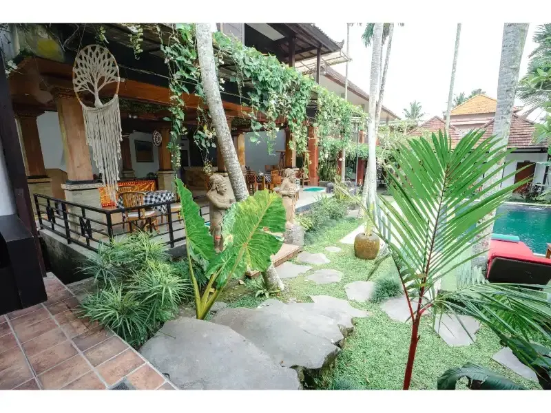 Garden walkway at DivinePath yoga school Ubud on Jl. Bisma