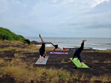 A relaxing yoga retreat in Goa at DivinePath