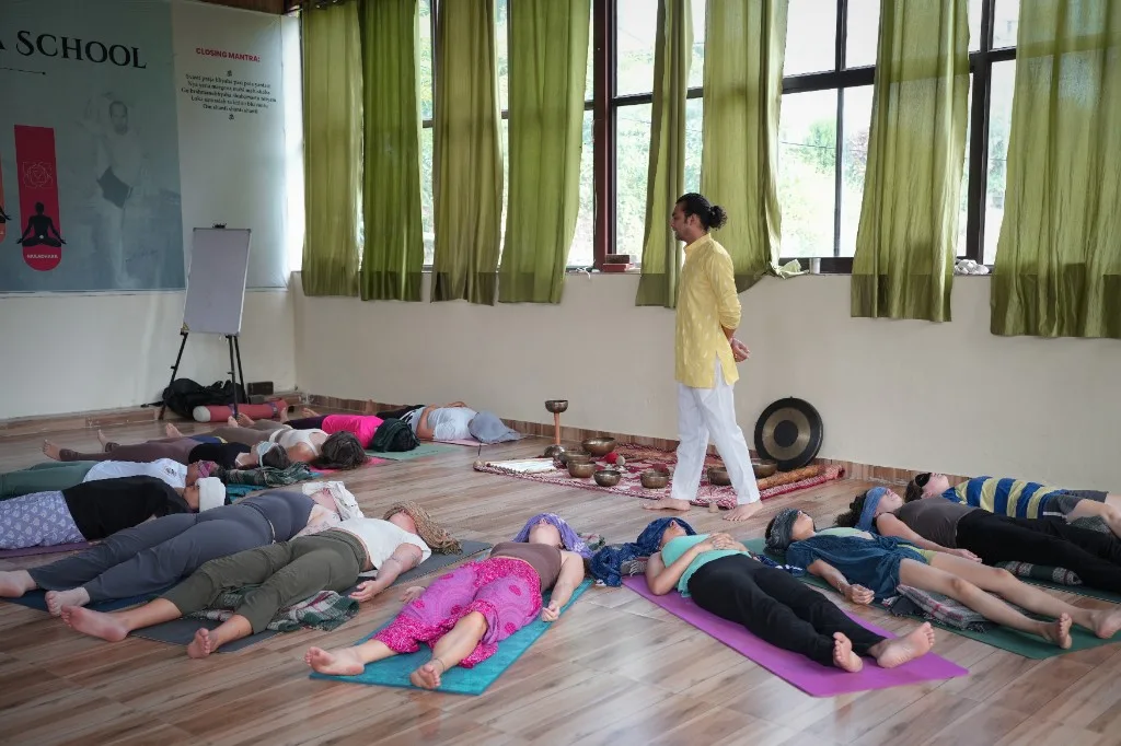 Group temple visit excursion Divinepath Rishikesh